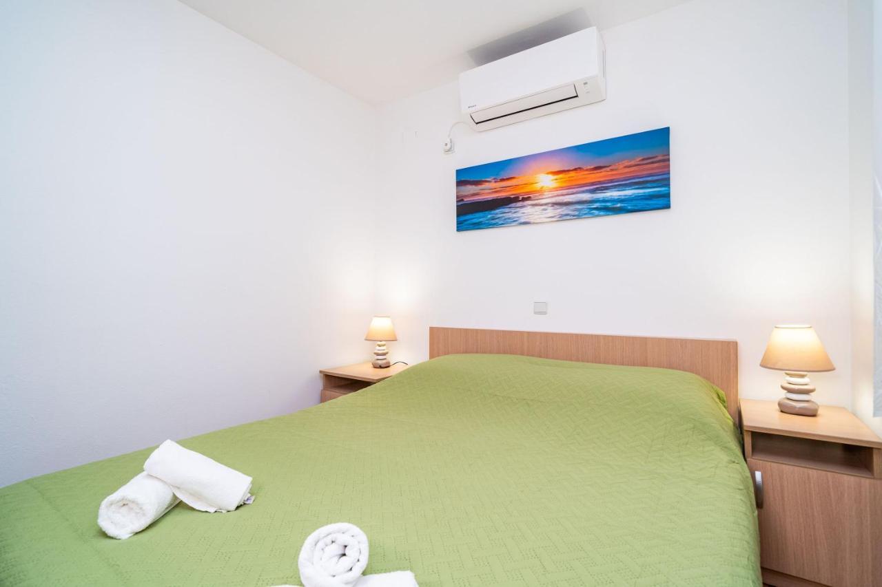 Central Apartment With Terrace Dubrovnik Buitenkant foto