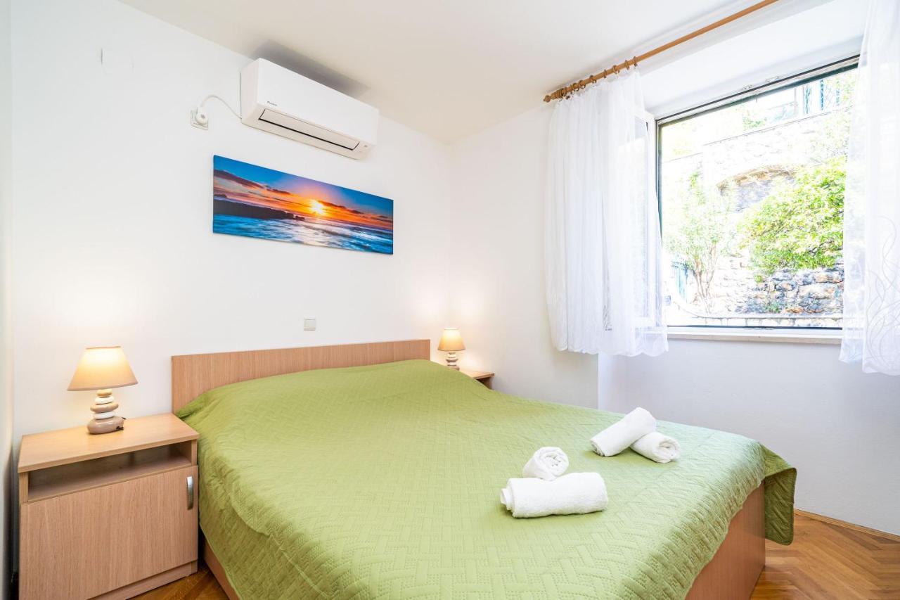 Central Apartment With Terrace Dubrovnik Buitenkant foto