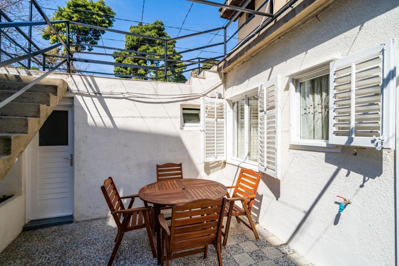 Central Apartment With Terrace Dubrovnik Buitenkant foto