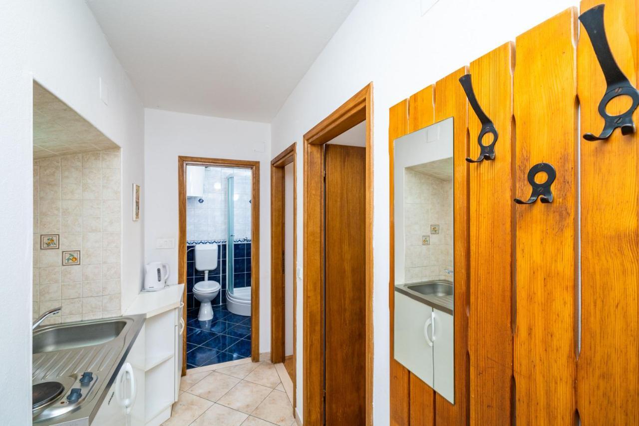 Central Apartment With Terrace Dubrovnik Buitenkant foto