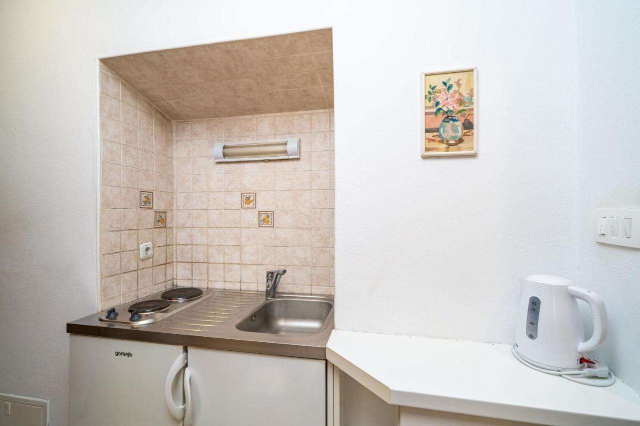 Central Apartment With Terrace Dubrovnik Buitenkant foto