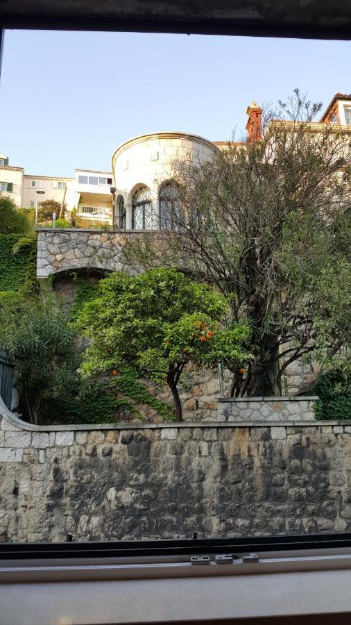 Central Apartment With Terrace Dubrovnik Buitenkant foto