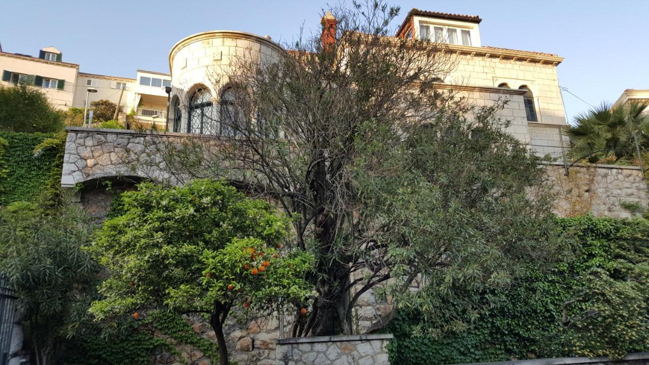 Central Apartment With Terrace Dubrovnik Buitenkant foto