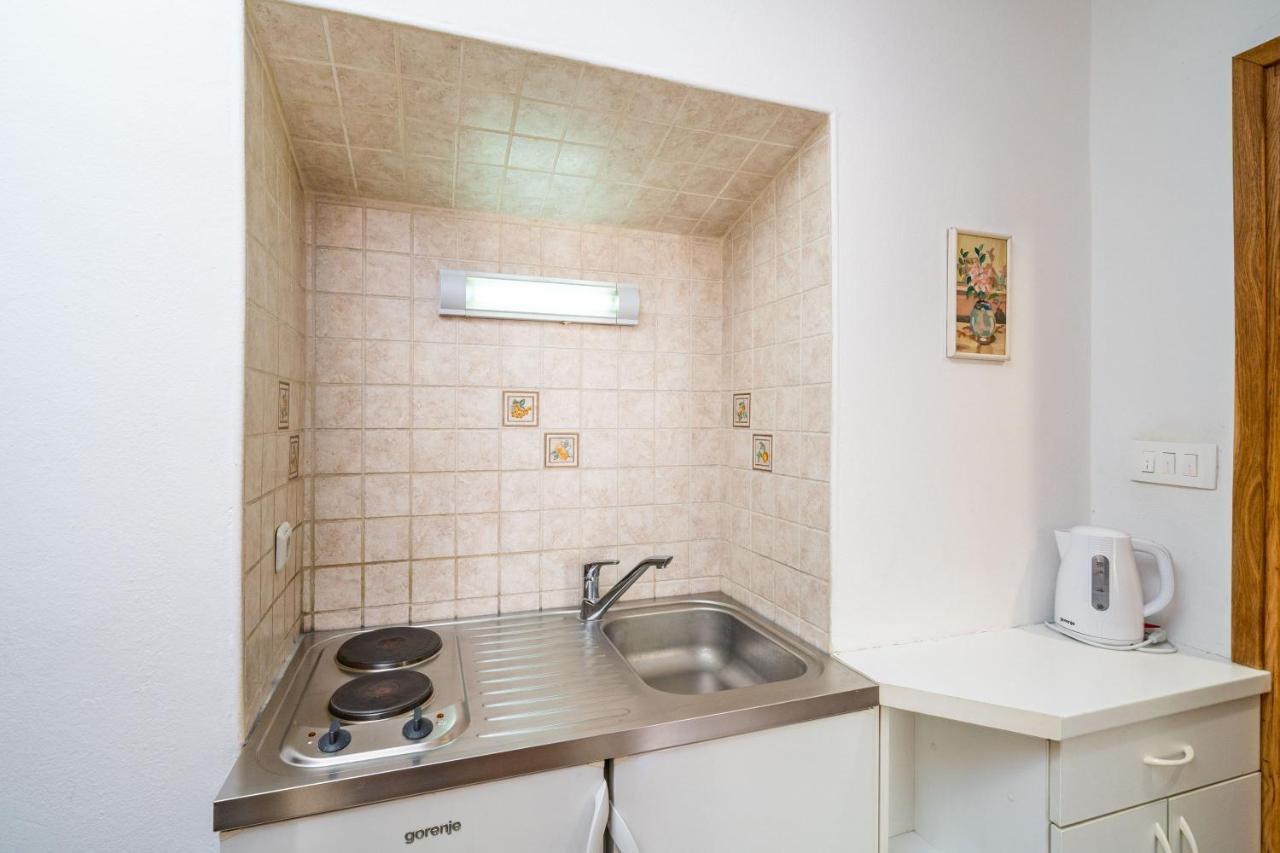 Central Apartment With Terrace Dubrovnik Buitenkant foto